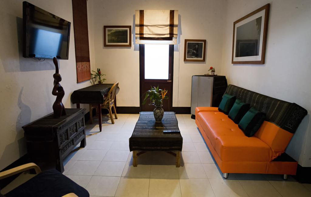 Lani'S House By The Ponds Hotel Vientiane Exterior foto