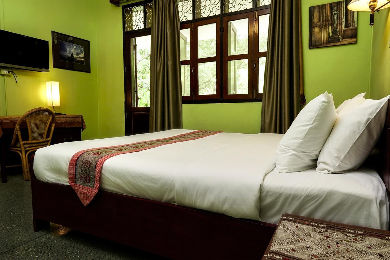 Lani'S House By The Ponds Hotel Vientiane Exterior foto