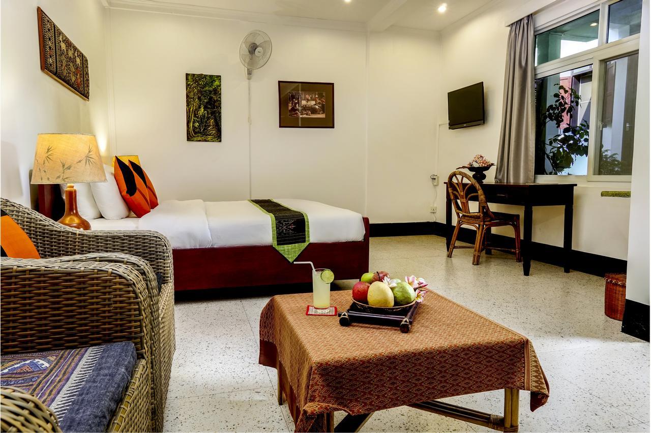 Lani'S House By The Ponds Hotel Vientiane Exterior foto